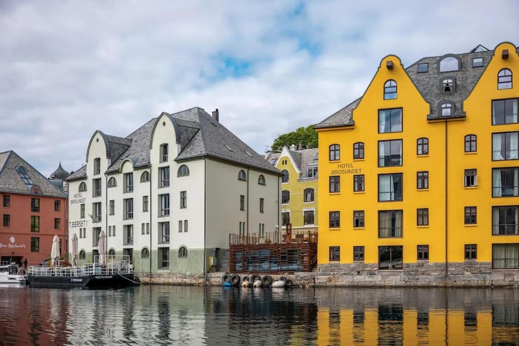 City Box Alesund, Inc Wifi Free Car And Mc Parking Ngoại thất bức ảnh